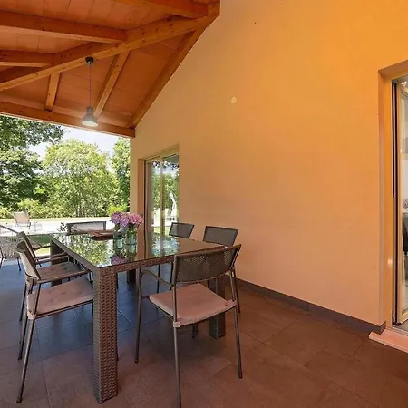 Holiday home Aria *