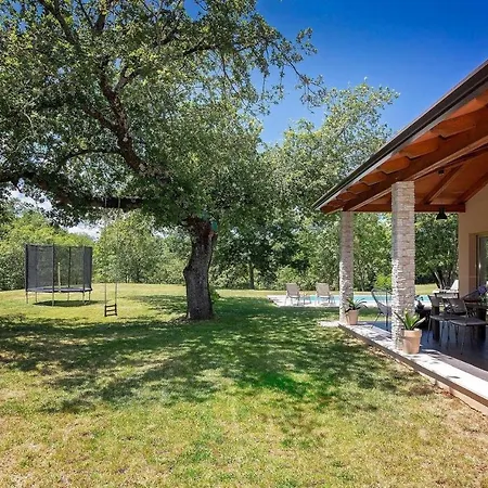 Aria Holiday home *